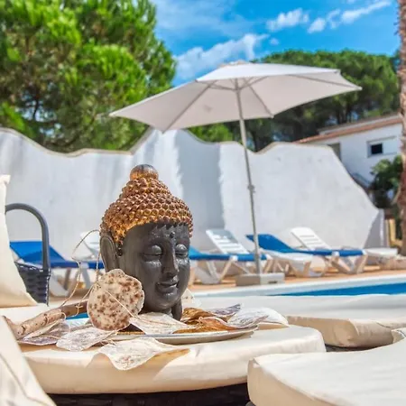 Sleeps 18 With Pool And Wifi *